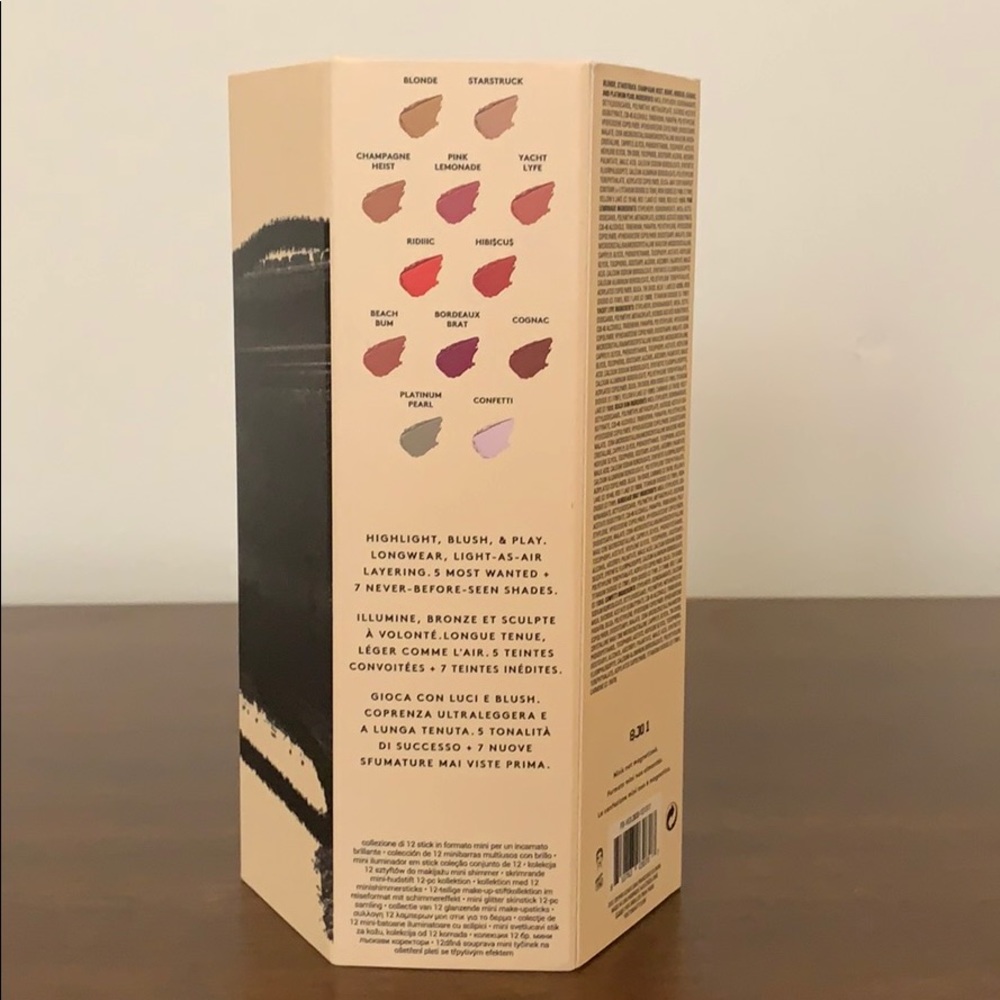 Fenty Beauty - Match Stick By The Dozen - Picture 3 of 4